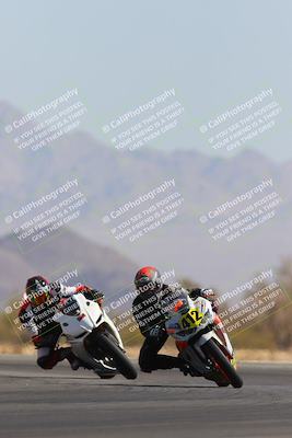 media/Apr-09-2023-SoCal Trackdays (Sun) [[333f347954]]/Turn 14 (1015am)/